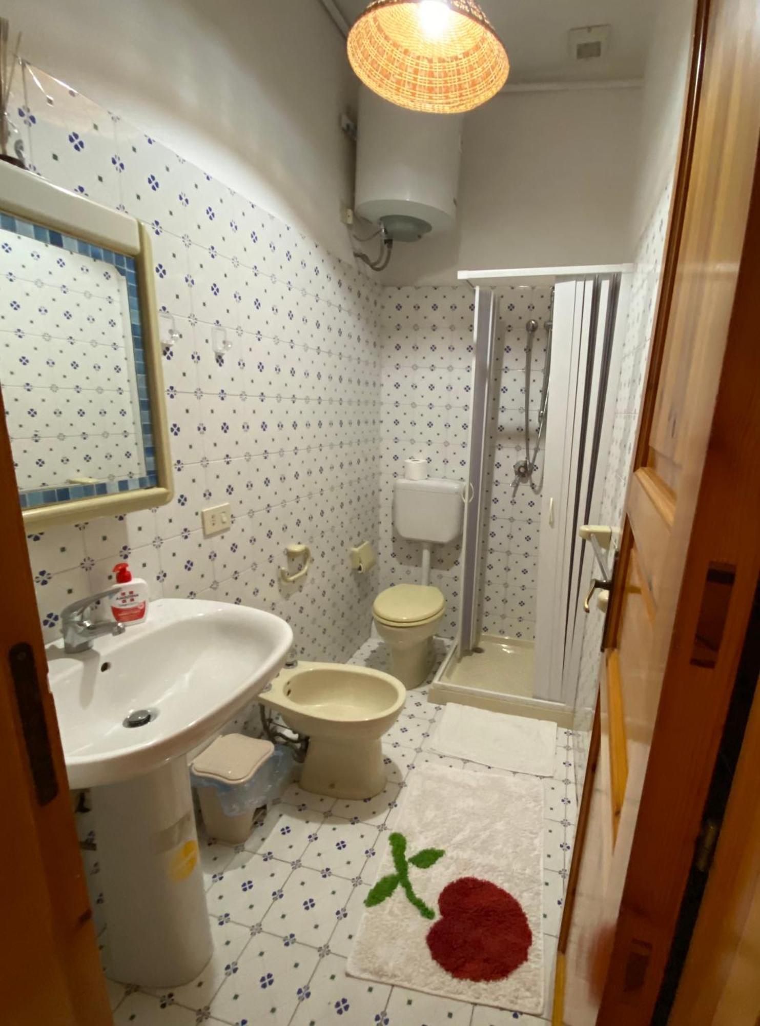 Apartament Lipari Centro Storico Flat 7 Mins From Port Zewnętrze zdjęcie