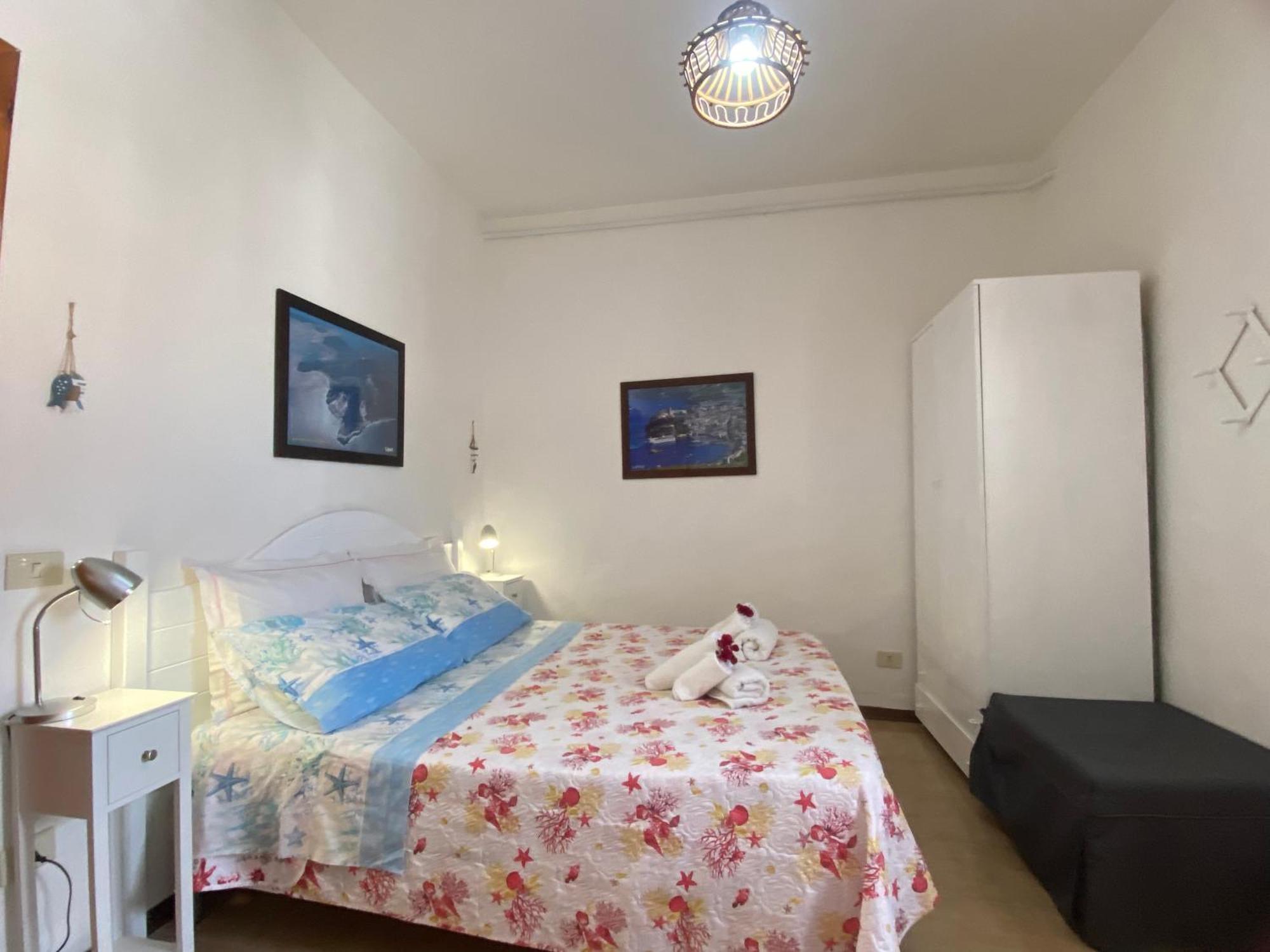 Apartament Lipari Centro Storico Flat 7 Mins From Port Zewnętrze zdjęcie